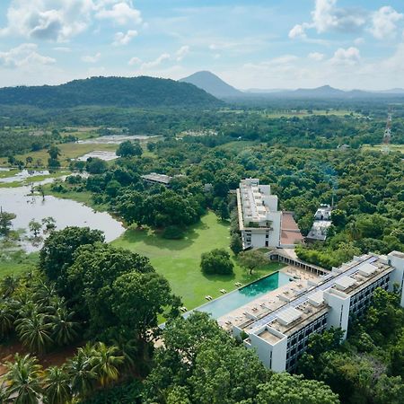 Jetwing Lake Dambulla Bagian luar foto